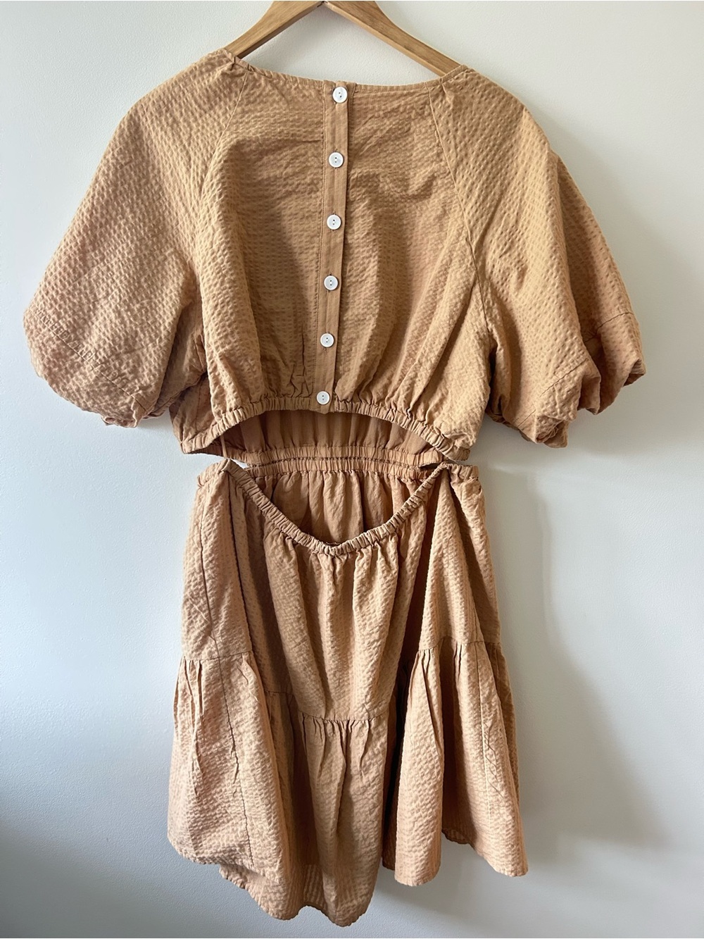 Seersucker Puff Sleeve Cutout Madewell Dress - Picture 2 of 3